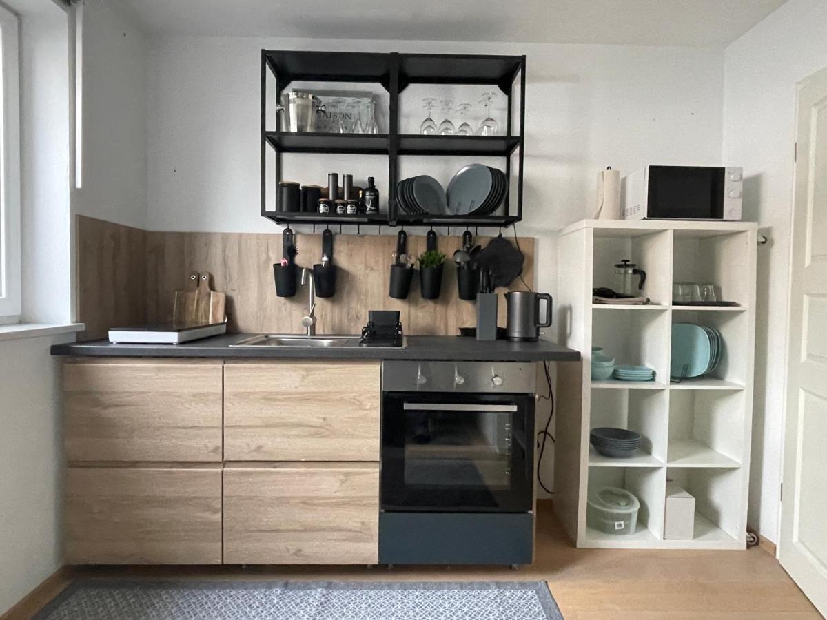 Appartment 53Qm Im Architektenhaus - 2 Schlafzimmer Mit Kueche Und Bad, Nur 2Min Von A8 - Ruhig Und Modern 이르셴베르크 외부 사진